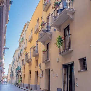 Porta Delle Botteghelle 3*, Trapani Italia